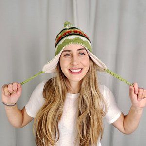 Unisex Alpaca Hat w/Earflaps and Pomp-Pomp. Color: Green and Multi.